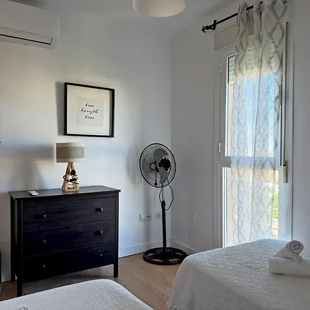 Renfurbis - Ole Solutions شقة جيريز